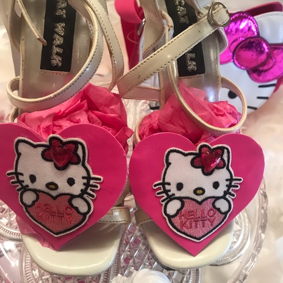 Adorable y2k hot pink heart ๐ glass platforms ๐๐ - Picture 7 of 13